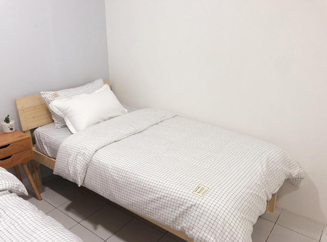 Miniinn Guest House Bandar Seri Begawan Ngoại thất bức ảnh